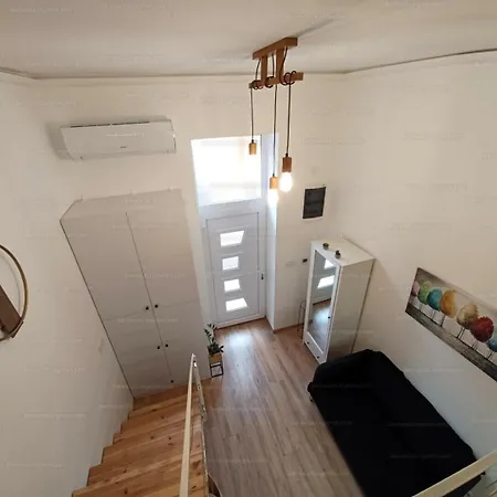 Julia Апартаменты Мишкольц