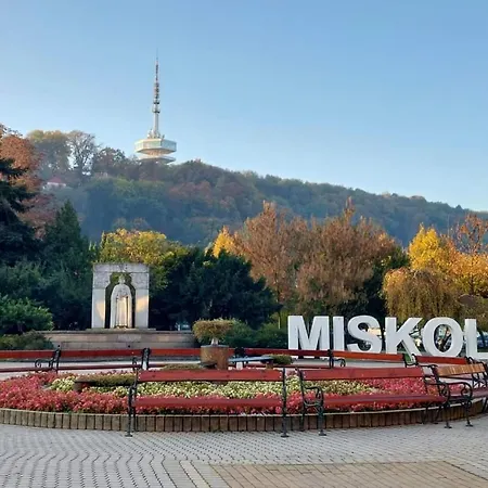 Julia Апартаменты *